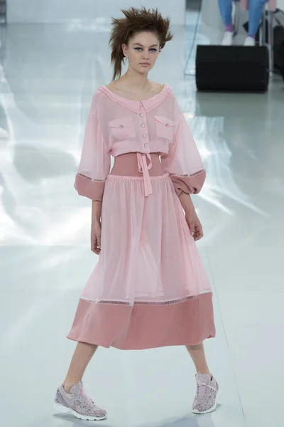 Look 26